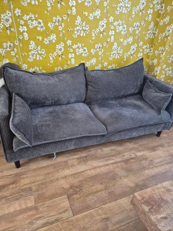 Bank antraciet gratis ophalen