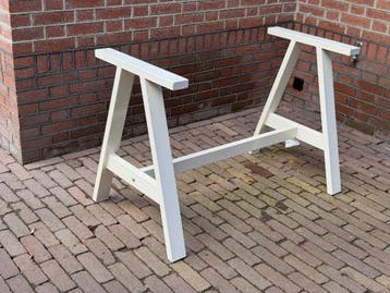 Tafel onderstel   50 x 105   hoogte 70