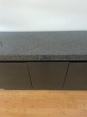 Dressoir van graniet
