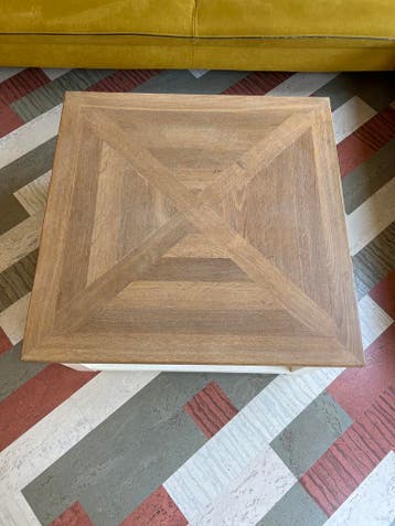 Gratis Salontafel vierkant 87x87cm