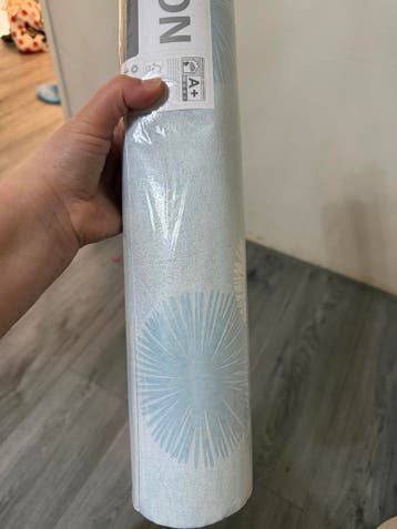 3 rollen behang met patroon