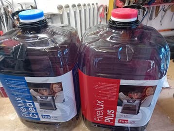 Lege petroleum kannen 20 liter