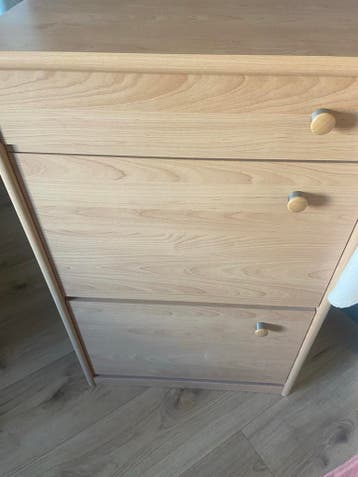 Gratis Schoenenkastje met 2 Klaplades en 1 Kleine Lade