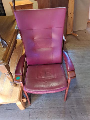 mooie stoel te koop. verstelbaar. gratis op te halen 2