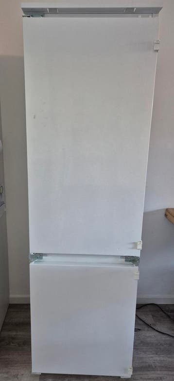 Gratis inbouw koelvriescombinatie ATAG