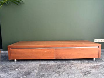 Televisiemeubel - gratis af te halen