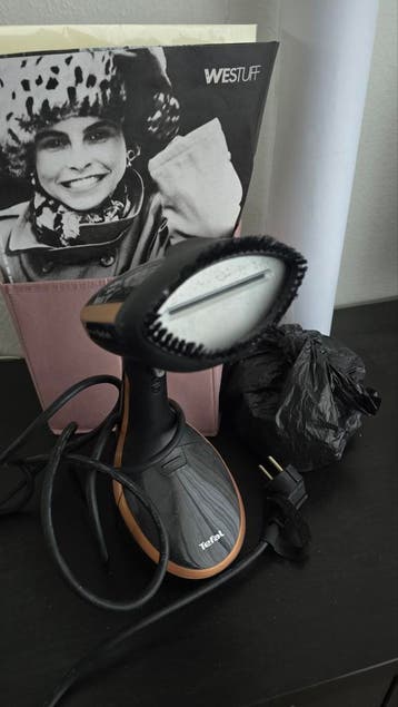 Tefal Access Steam Care Kledingstomer Zwart/Koper