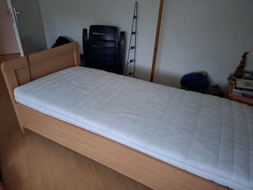 Elektrisch verstelbaar eenpersoonsbed