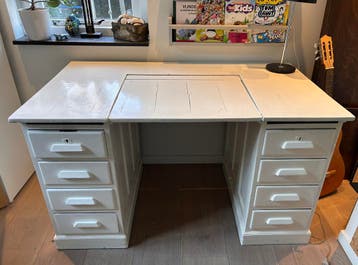 Gratis houten bureau