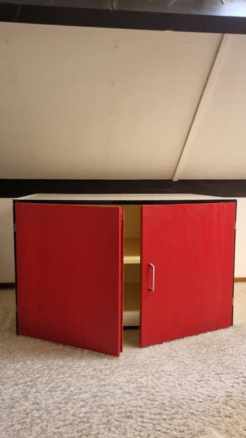 Kastje met 2 deurtjes 60x90x50 cm