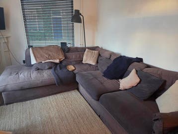 Gratis grote hoekbank, heerlijk om op te liggen