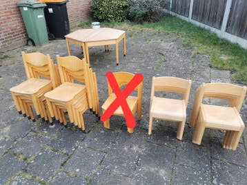 Houten kinderstoelen