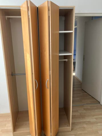 2 pax kasten met vouwdeuren in zeer goede staat