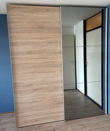 Ikea kledingkast met schuifdeuren, tot plafond