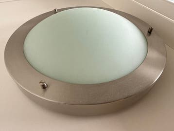 GRATIS: Plafondlamp met Geborsteld Metaal en Mat Glas