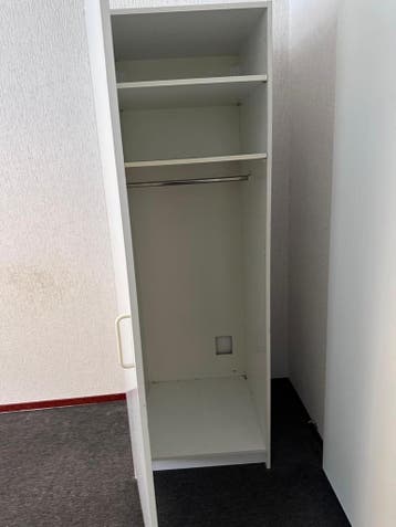 Witte Kledingkast met Hangruimte en Planken