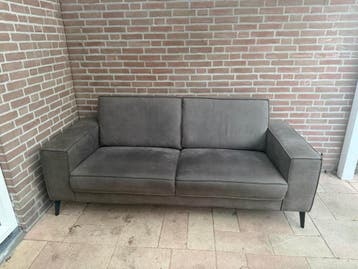 2 zits bank, goede zit, niet doorgezakt. Gratis