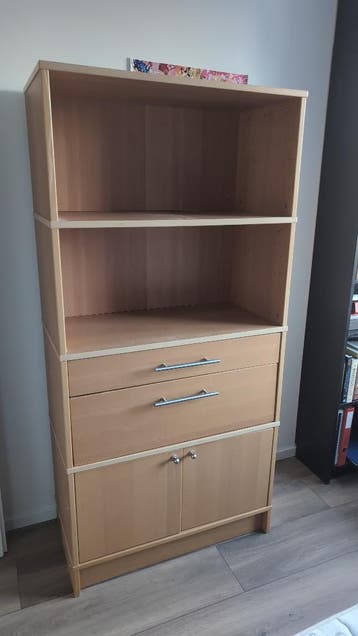 Gratis IKEA kast voor kantoor