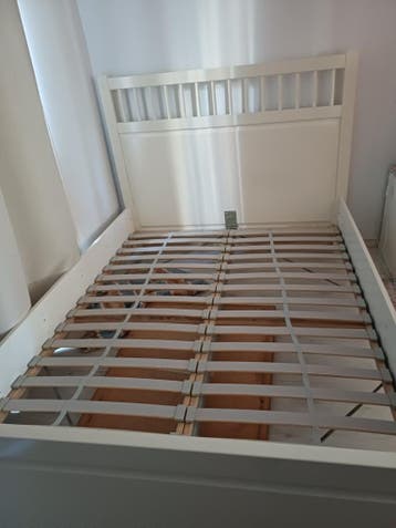 GRATIS HEMNES BED 140x200 + LATTENBODEMS - moet vandaag weg