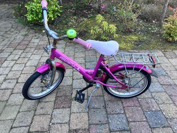 Roze Kinderfiets 16 inch met nieuwe bandjes