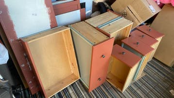 Gratis af te halen lades voor Ikea Hemnes ladekast