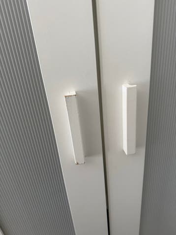 Gratis Ikea witte kledingkast