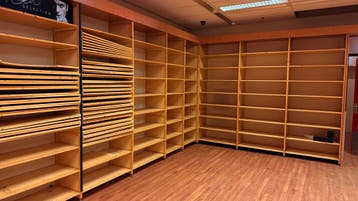 Houten open wandkasten