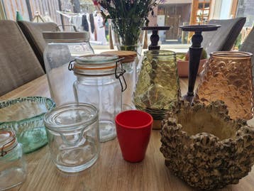 GRATIS Voorraadpotten, kandelaars en plantenbakjes