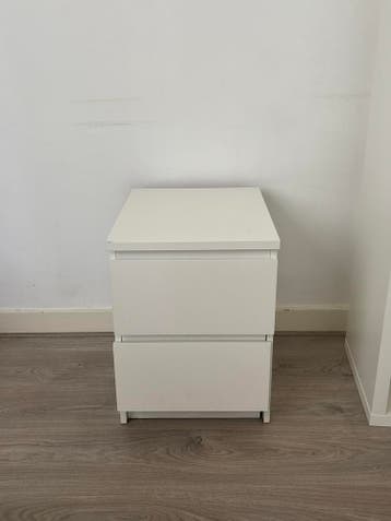 Wit Malm ladekastje Ikea met twee lades