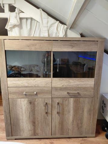 Gratis kast in zeer goede staat
