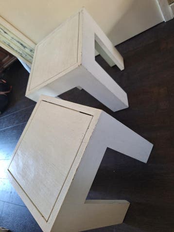 3 teakhouten krukjes/tafeltjes