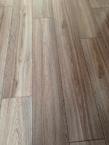 Gratis laminaat ophalen! Zelf demonteren! Ongeveer 30 m2