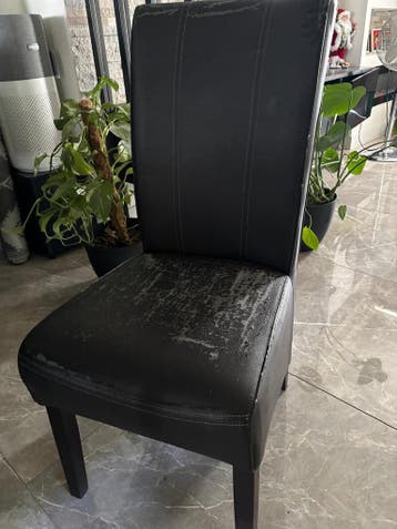 6 zwarte eetkamerstoelen