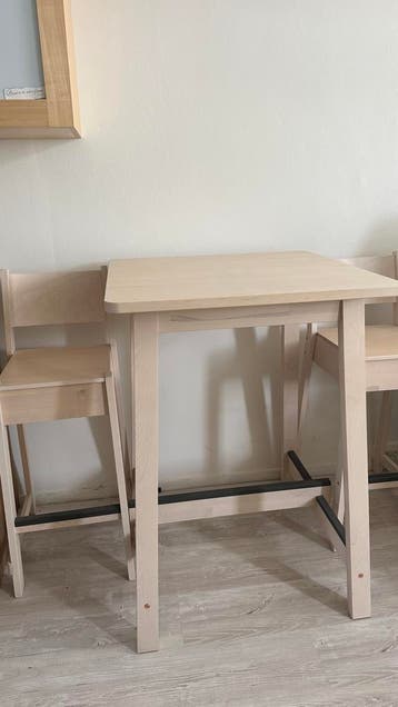 Hoge eettafel/ keukentafel en stoelen