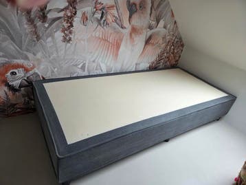 Eenpersoons boxspring 90x200x47 grijs
