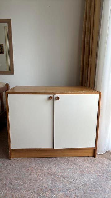 Boekenkastje  en ladenkastje gratis