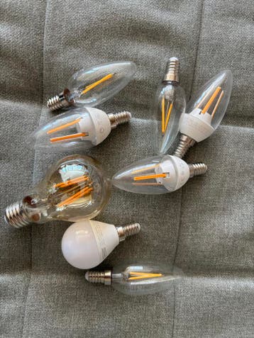 Diverse IKEA LED lampjes E14 en E27 - Zo goed als nieuw