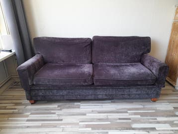 Gratis 2-zitsbank oud-paarse kleur