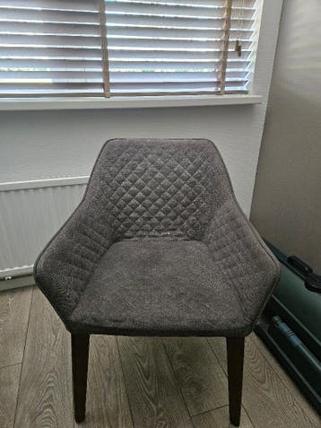 Gratis af te halen Stoel