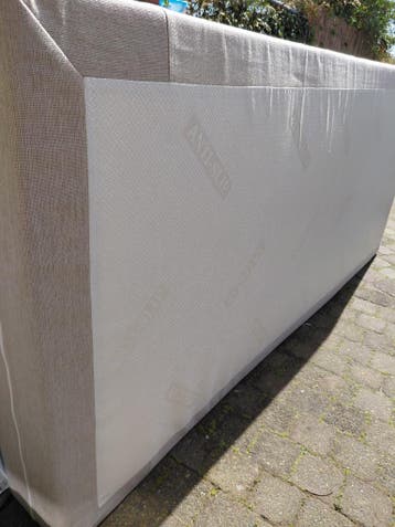 Matras 90x200, vrij stevig van de ikea