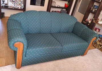 Twee zits bank afhalen.