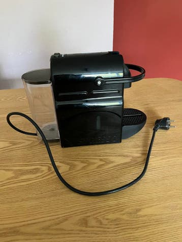 Nespresso Magimix LEKT WATER