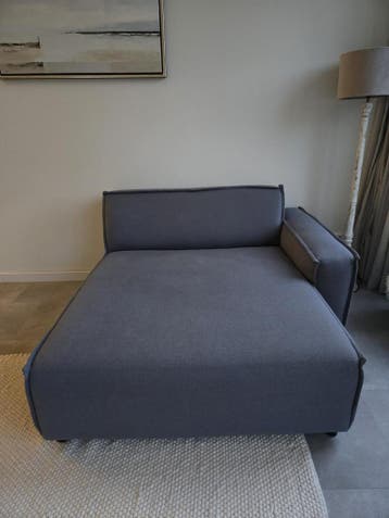 Blauwgrijze lounge bank