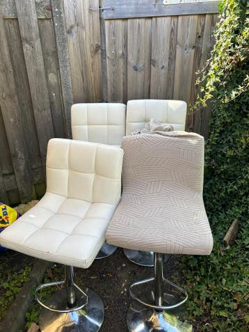 4 barkrukken, wit en beige