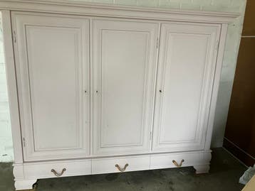 3 deurs kast (gratis af te halen)