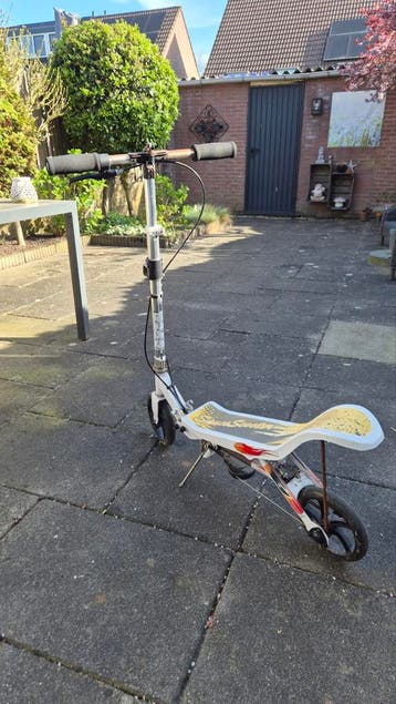Space Scooter (gratis op te halen)