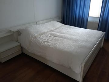 Prima 2-persoons bed met verstelbare spiraalbodem