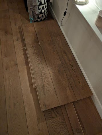 Parketvloer 50m2 - Zwevend gelegd, deels gedemonteerd