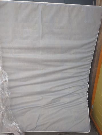 Matras 160x200 ikea vagstranda