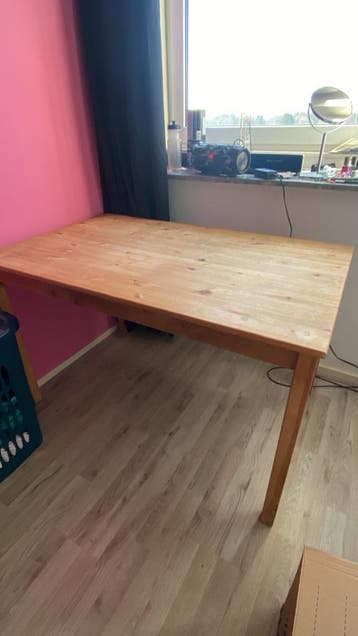 Houten tafel gratis ophalen 75x118,5cm en 73cm hoog
